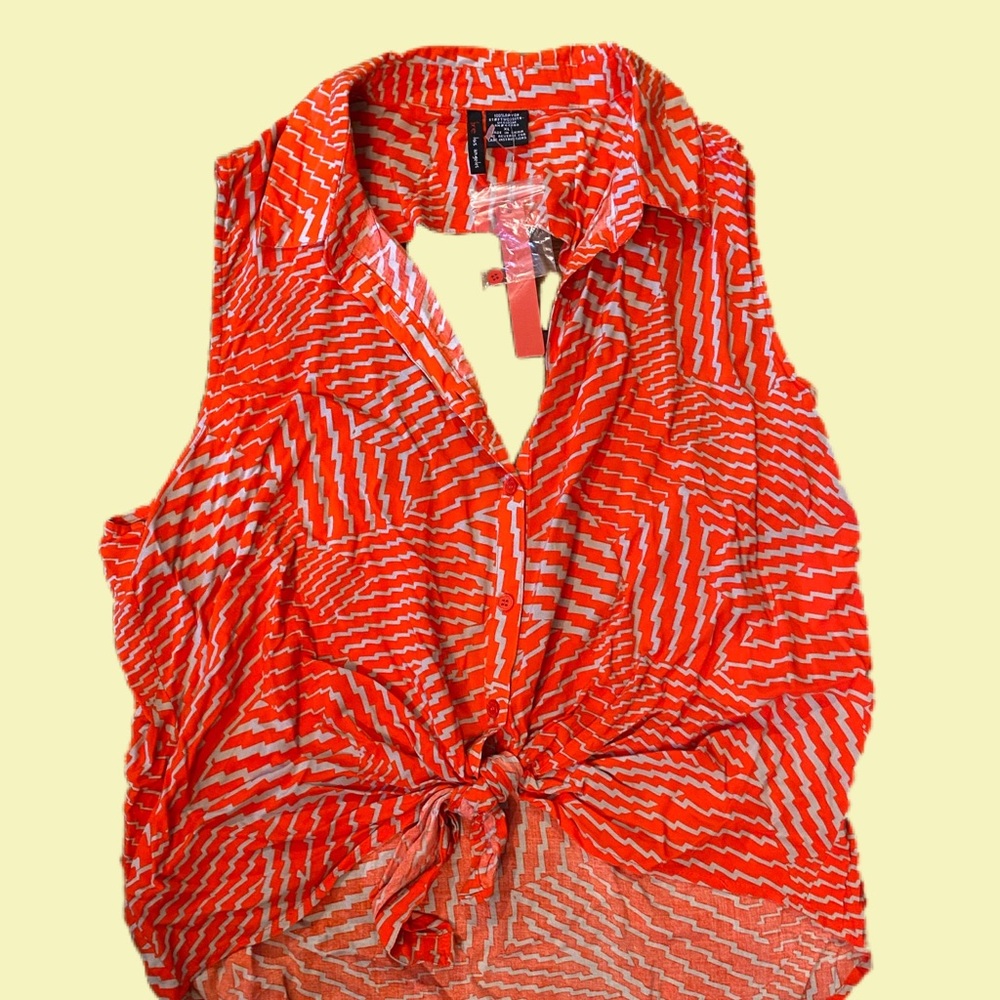High low style crop top size xl nwt